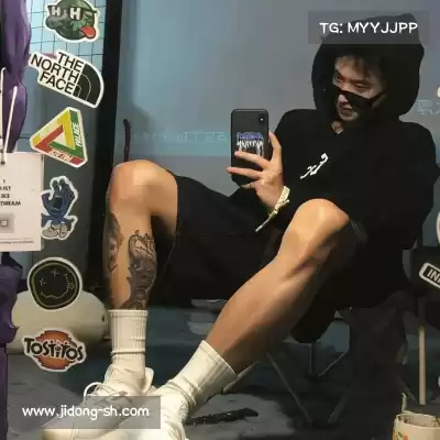 尹闻总